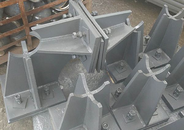 鹤壁煤棚网架双向支座